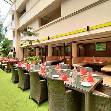 Citrus Hotel Lonavala Esterno foto