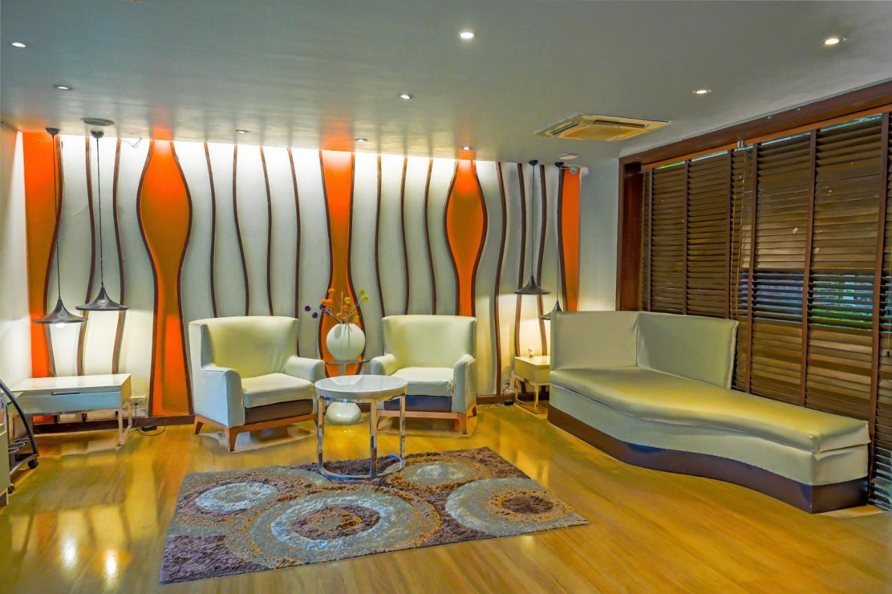 Citrus Hotel Lonavala Esterno foto