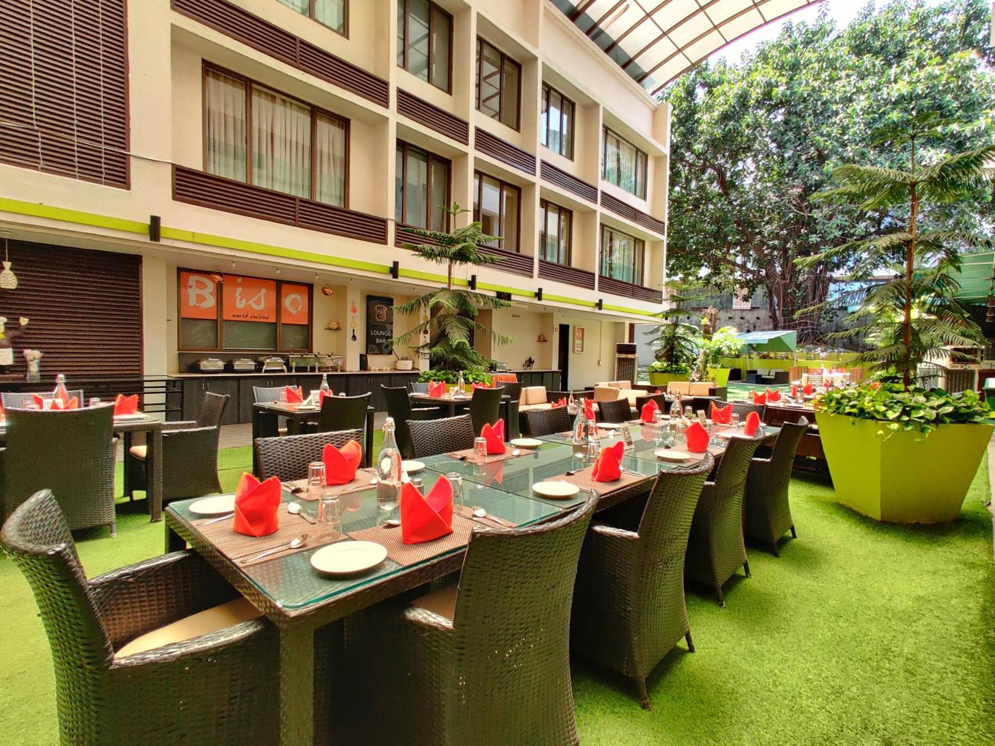Citrus Hotel Lonavala Esterno foto