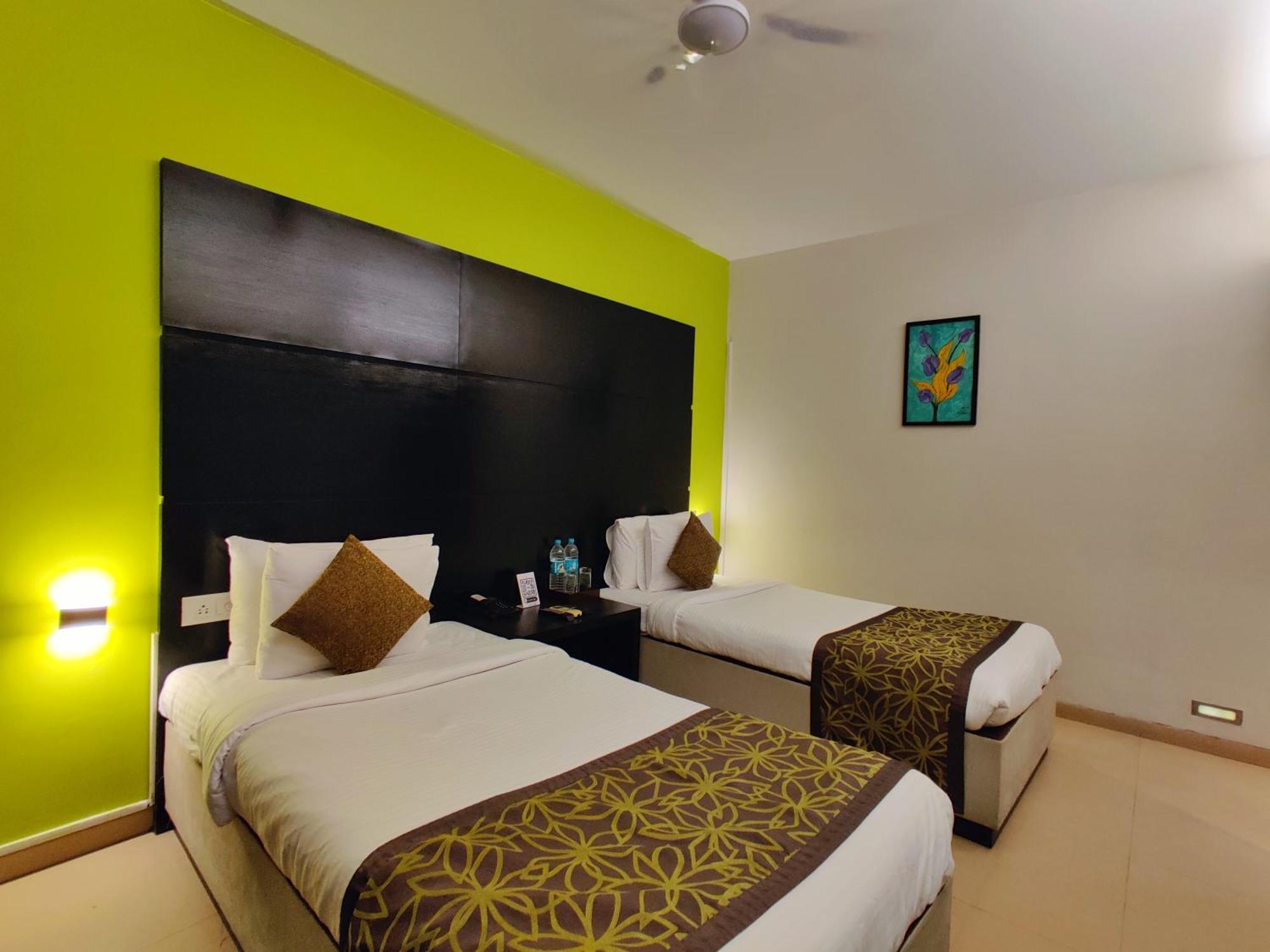 Citrus Hotel Lonavala Esterno foto