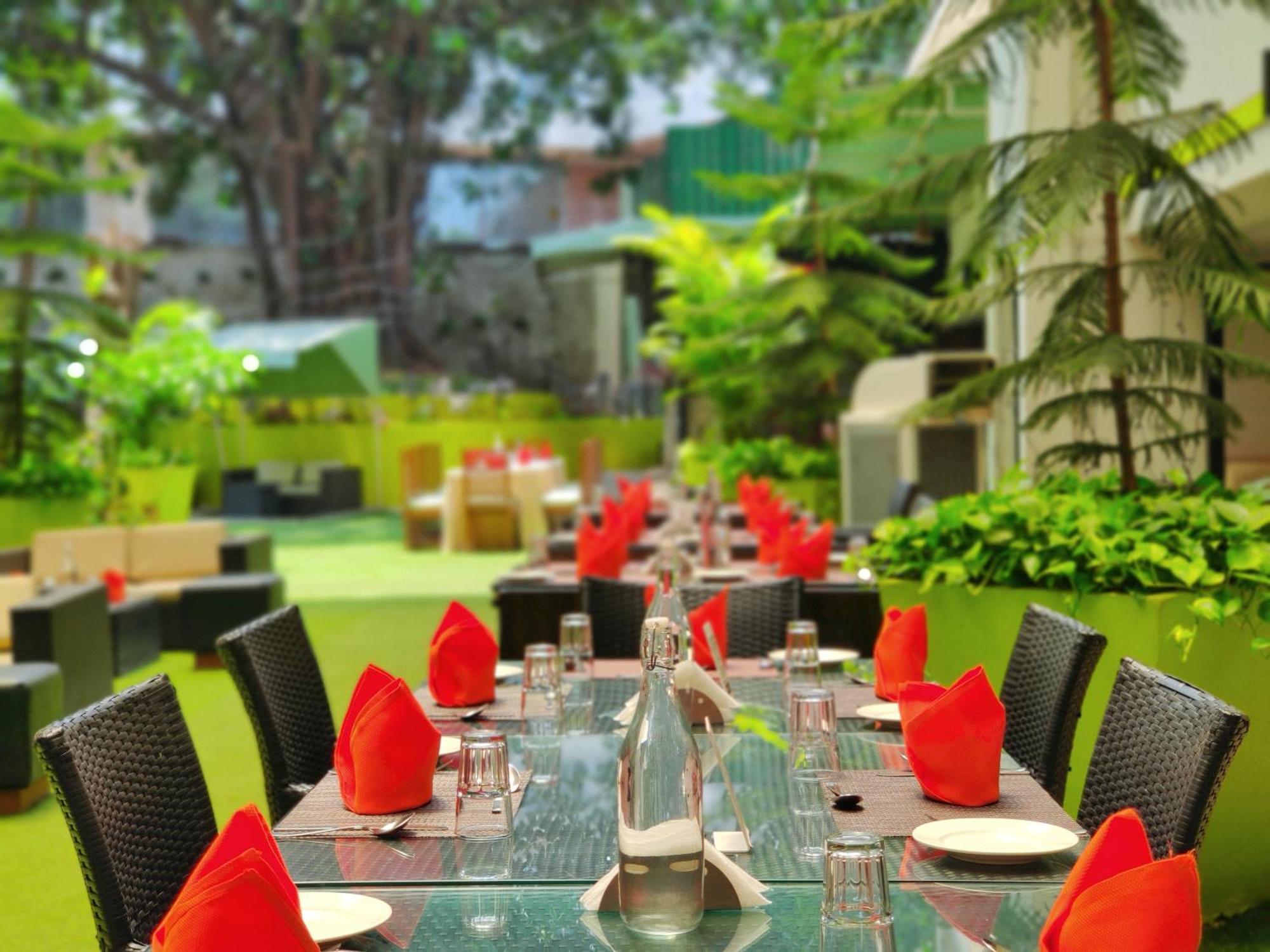 Citrus Hotel Lonavala Esterno foto